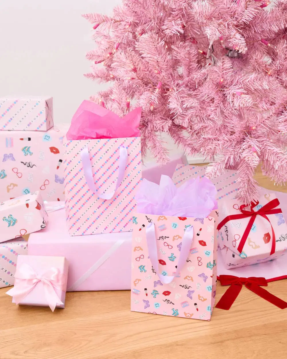 xo, Fetti - Gifting Era Bag Set - 6 gift bags, swiftie christmas birthday gift - The Disco Edit