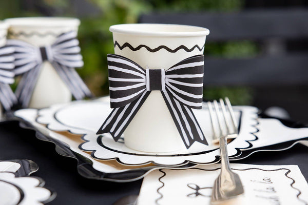 My Mind’s Eye - CLV1210 - Black and White Bow Party Cup