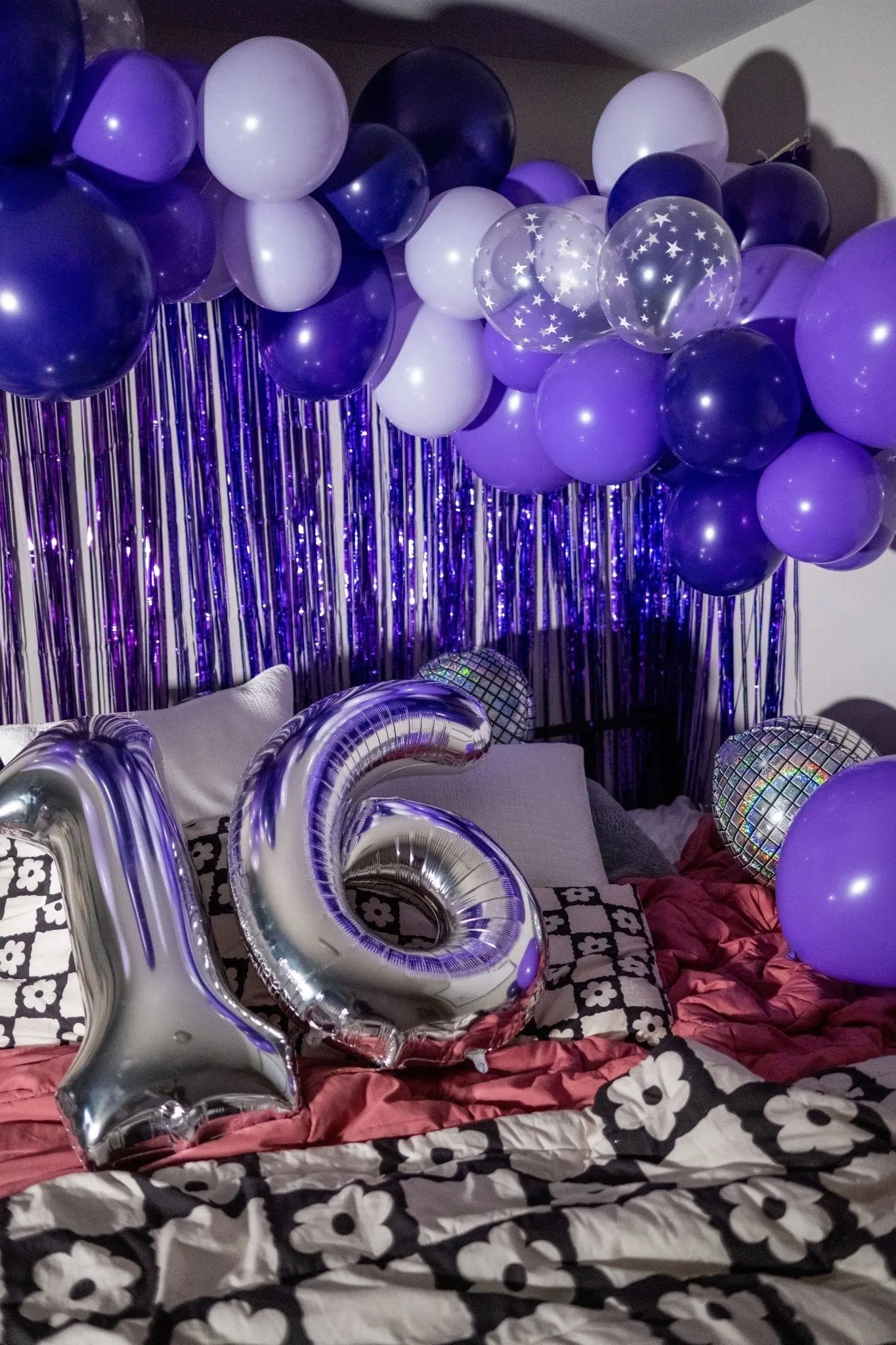 16 Candles DIY Balloon Garland Kit - The Disco Edit