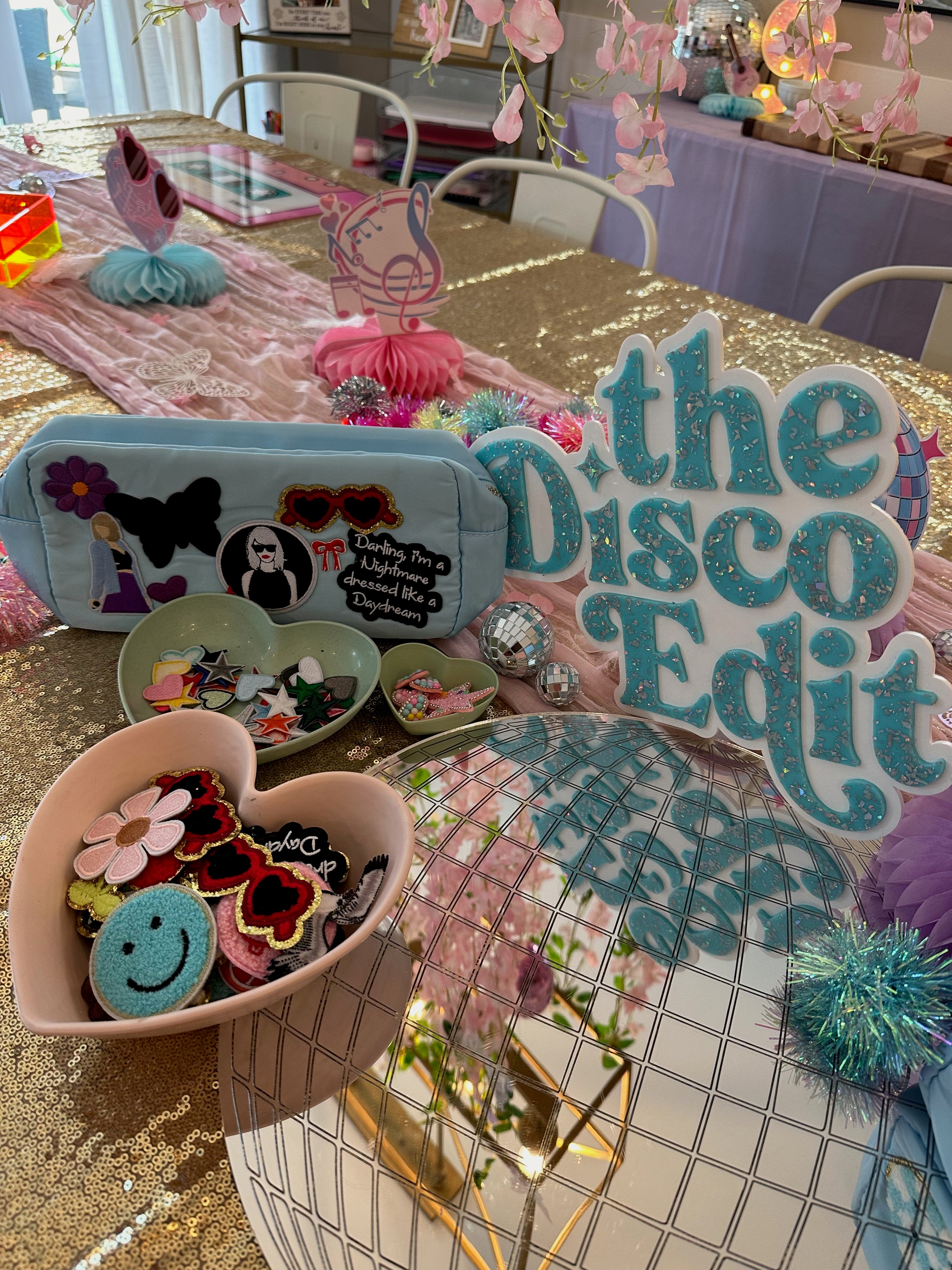 DIY Cosmetics Bag Patch Party