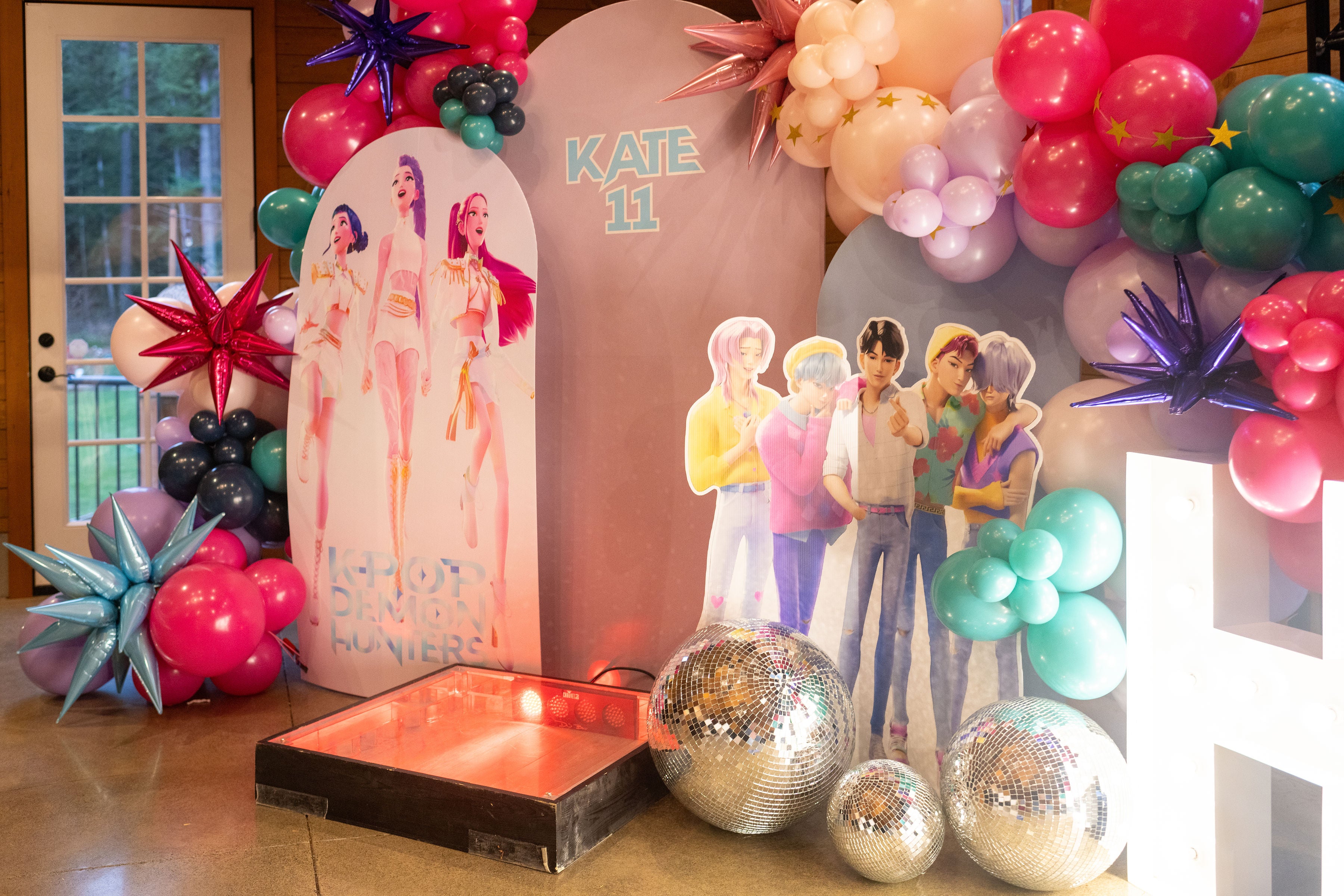 We're Gonna Be Golden DIY Balloon Garland Kit