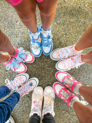 Birthday party favors or party activity ideas for tweens or kids parties, with a charm bar kit to decorate your shoes with sneaker charms.