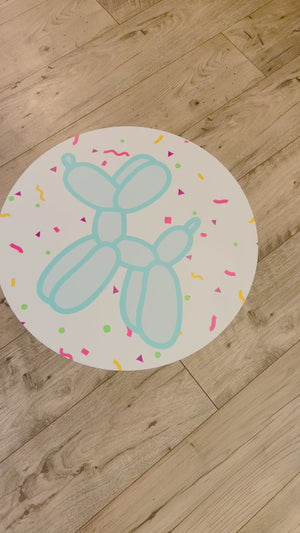 Fun, girly party supplies and tableware for themed birthday parties or graduation parties for teens, tweens, or kids with balloon animal and confetti themed decorations.