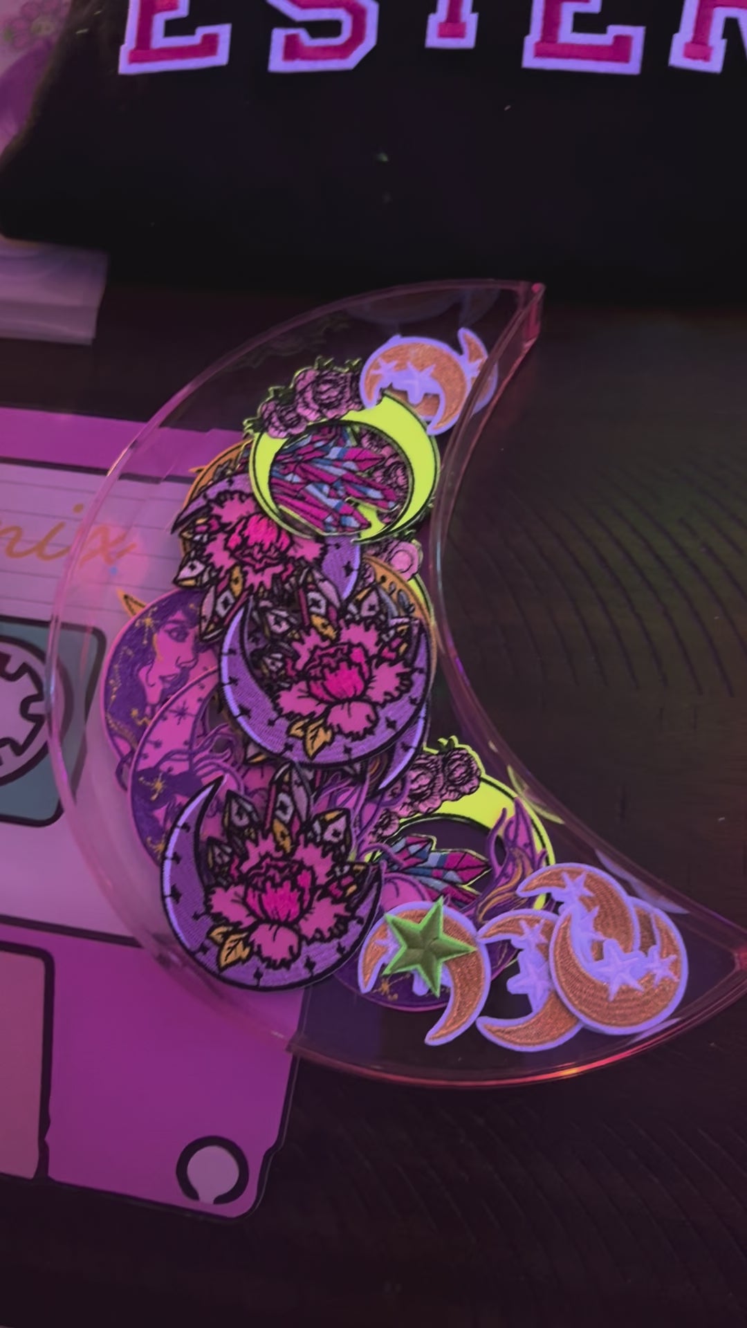 Crewneck Sweatshirt Design And Patch Bar Activity Kit