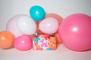 Paris, je t'aime Balloon Garland - The Disco Edit breakfast at tiffanys party inspiration